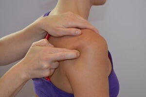 Immagine di una persona che riceve un massaggio connettivale