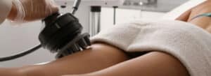 Immagine di un massaggiatore vibrante usato per il rilassamento muscolare