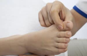 Benefici del massaggio ai piedi scopri i punti di pressione dei piedi per una salute ottimale