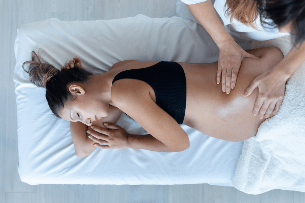 massaggio con pietre calde in gravidanza